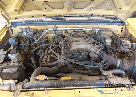 2000 Nissan Frontier Se-V6/Xe-V6 from USA, damaged, VIN 1N6ED27YXYC403136